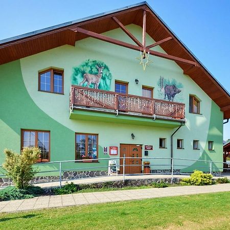 Restaurace A Penzion Kamenec Jilesovice Luaran gambar